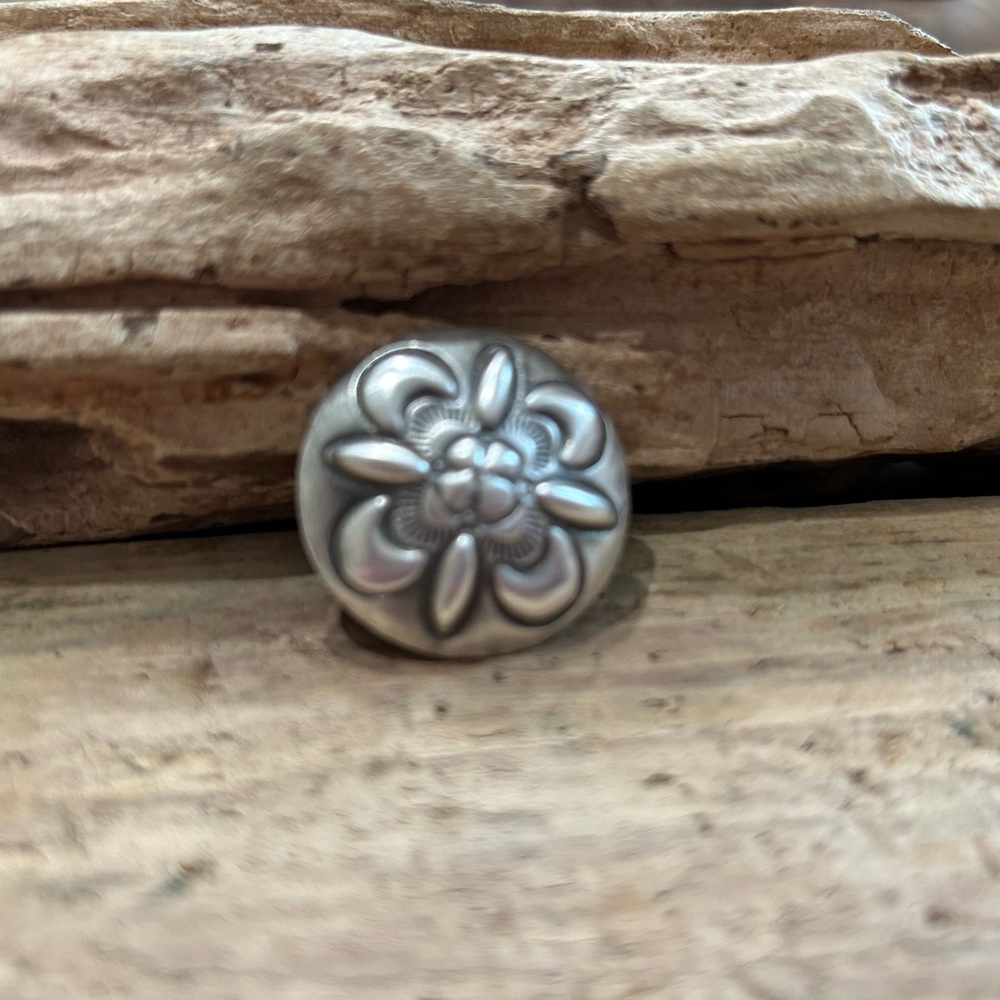Silver Silver Conch Hair Tie